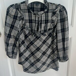 Banana Republic Ruffle Keyhole Brass Ball Button top SZ S 90% Cotton 10% Wool